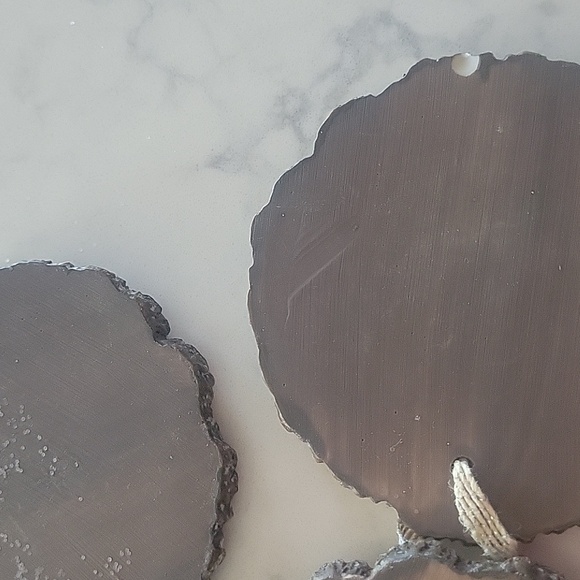 Rustic Sliced Wood look  Ornaments with Snowflake Design - Picture 5 of 7